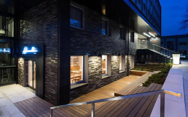 Smart Hotel Garnizon