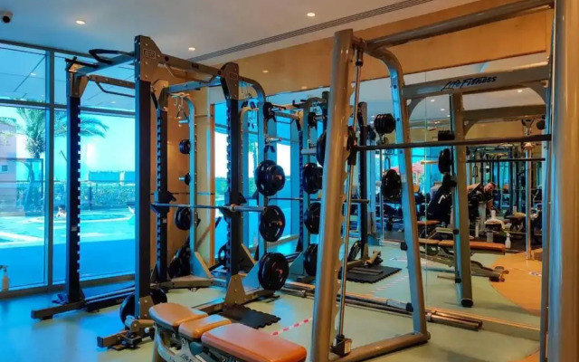 59th Floor Sea View of Marina