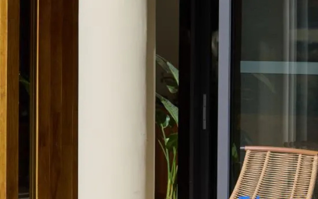 GRAND JOLI Demei Huasu·Lijiang Yishe (Dashuiche Branch, Lijiang Ancient Town)