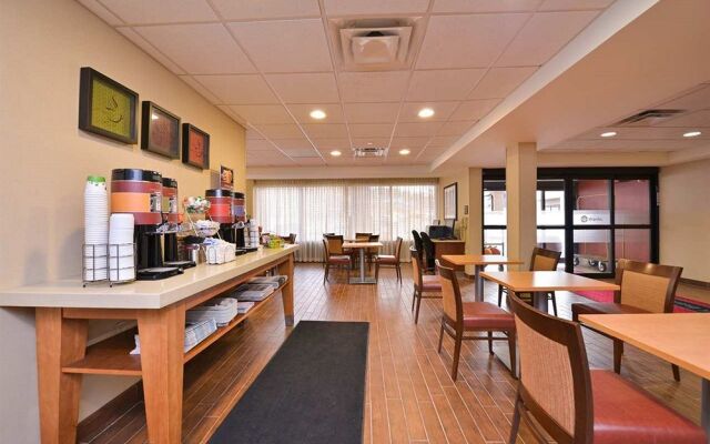 Hampton Inn Pittsburgh-Mcknight Rd.