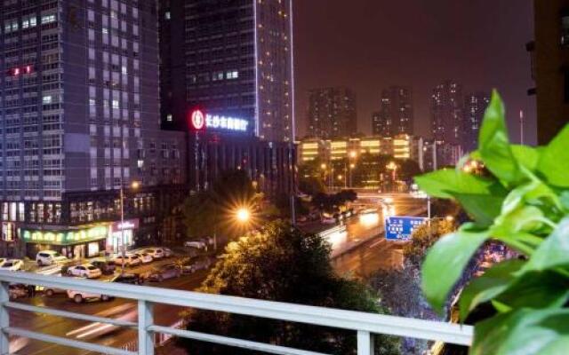 Changsha Kaifu·Sifangping· Locals Apartment 00140080