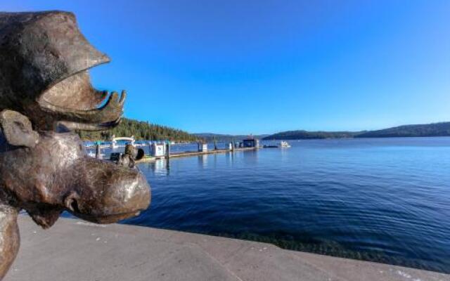 The Silver Beach House