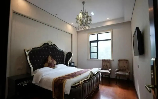 Leishan Defeng Kailong Hot Spring Hotel