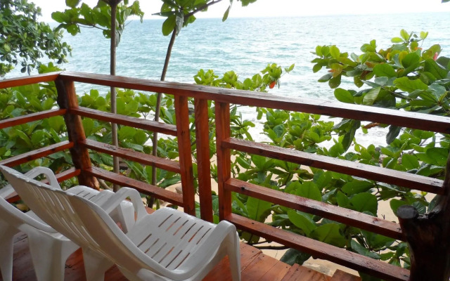 Jungle Hill Beach Bungalow