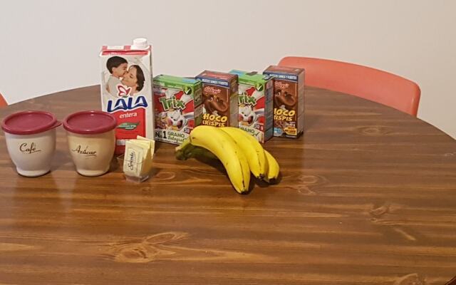 Comfortable Apartment, Secure and Private Complex, With Perimeter Fence