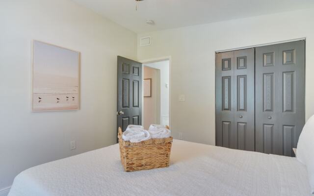 Tampa Vacation Rental ~ 4 Mi to Downtown!