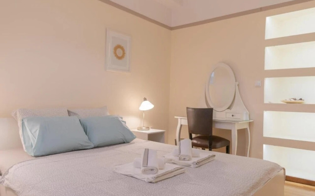 Athens Center Apartment GTD8292