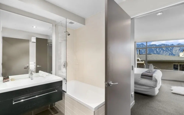 Lomond Retreat - Near Cbd Executive Apartment