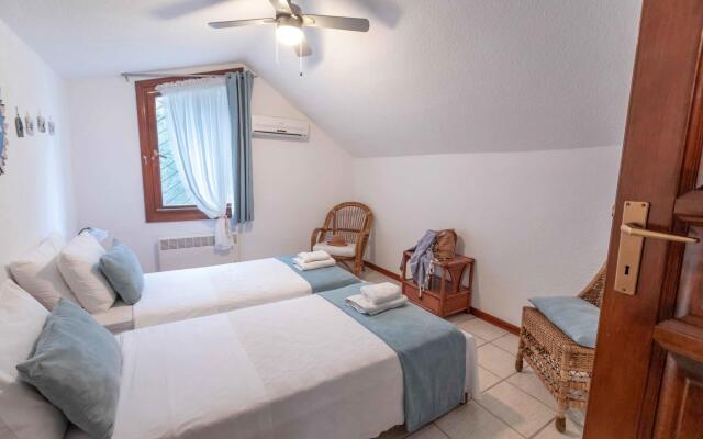 Sani Seaside Luxury - Villa Ariadni Pool Retreat