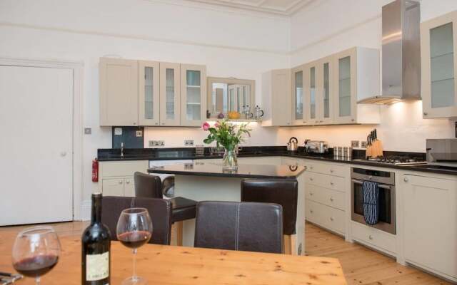 Remarkable 4-Bed House in Ashburton