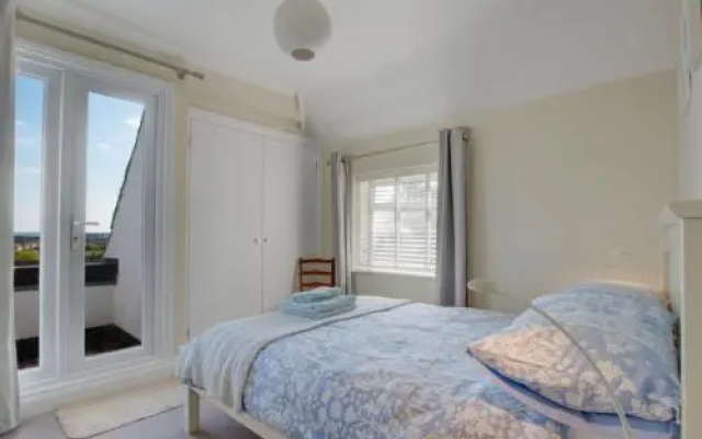 Holiday Home Pasain bury