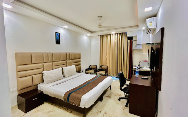 Park Stylish Studio, Dlf, Cyber City, Sector 25