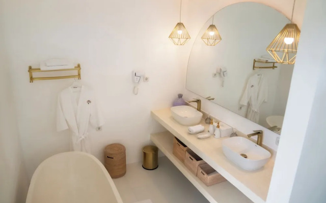 Antana Hotel Bali