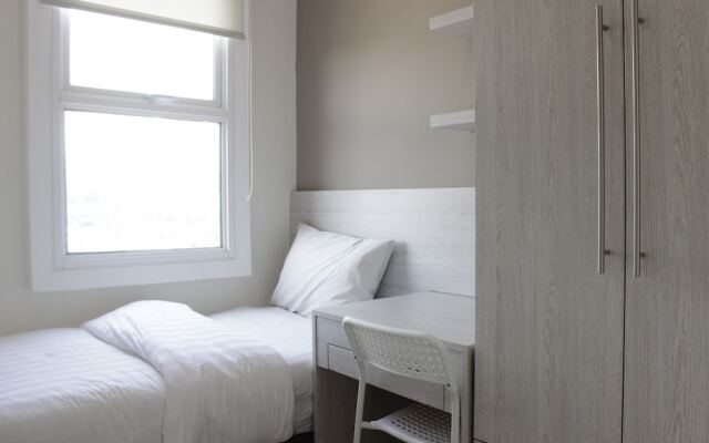 Spacious 3BR Apartment Parahyangan Residence near UNPAR