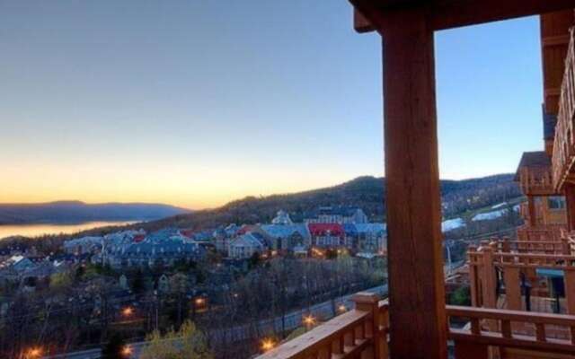 L'Altitude - Tremblant Sunstar