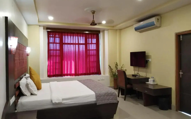 Hotel SC Grand