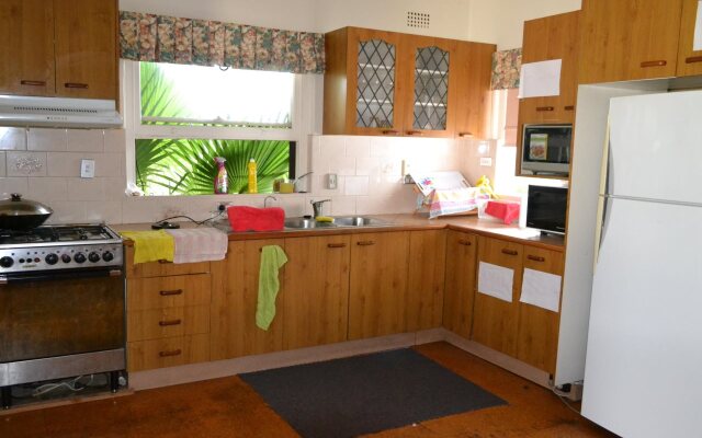 Hakata Inn Guest House