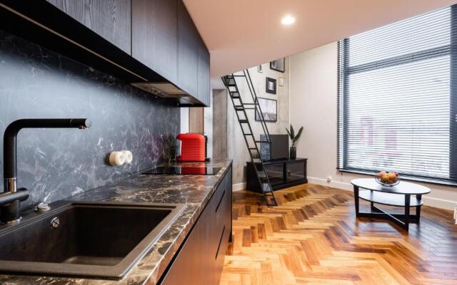 Dream Stay - Modern City Center Loft Near Bus Station