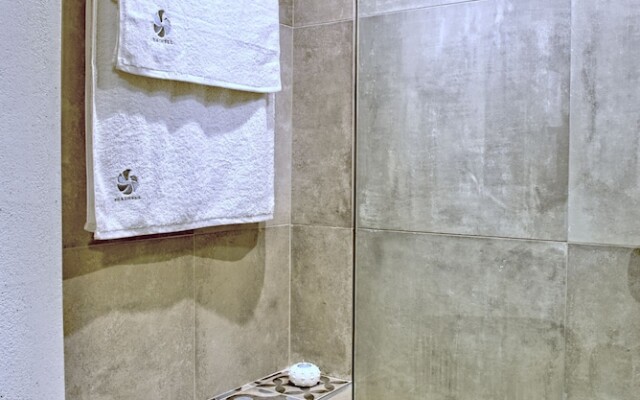 Seashell Suite by the Sea