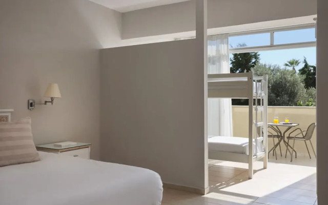 Atlantica Princess Hotel