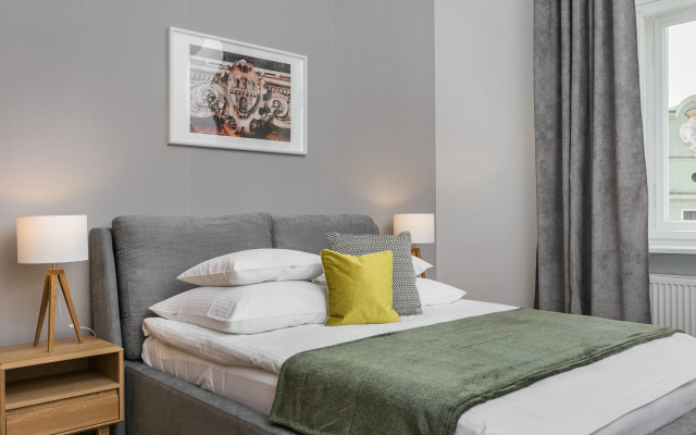 Venetian House Market Square Aparthotel