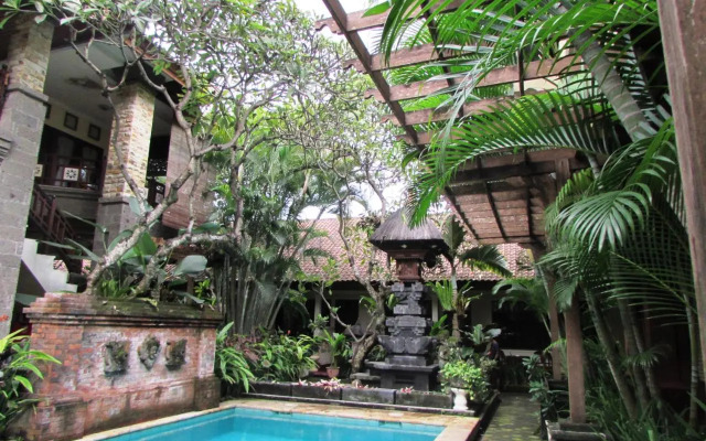 Griya Ayu Inn