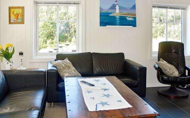 5 Person Holiday Home in Oksvoll