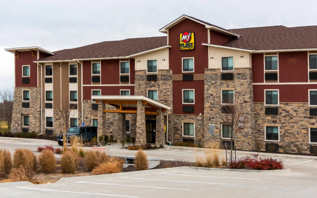 My Place Hotel - Overland Park
