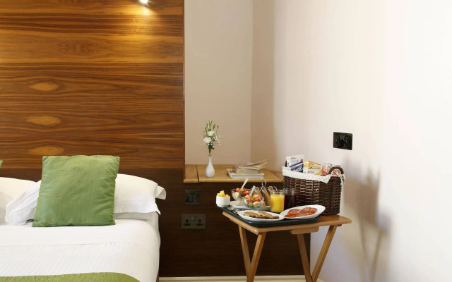 Castle Hotel