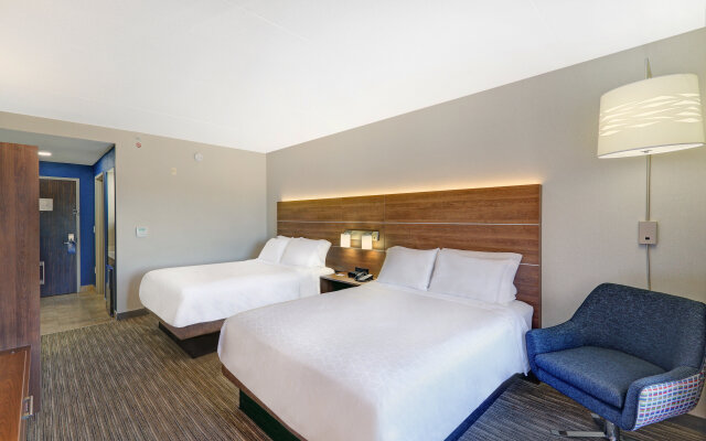 Holiday Inn Express & Suites Woodstock South by IHG