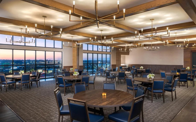 Hotel Avail Rogers, Tapestry Collection By Hilton