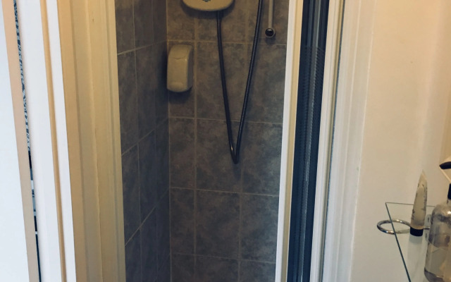 Morleys Bistro | By Huluki Sussex Stays