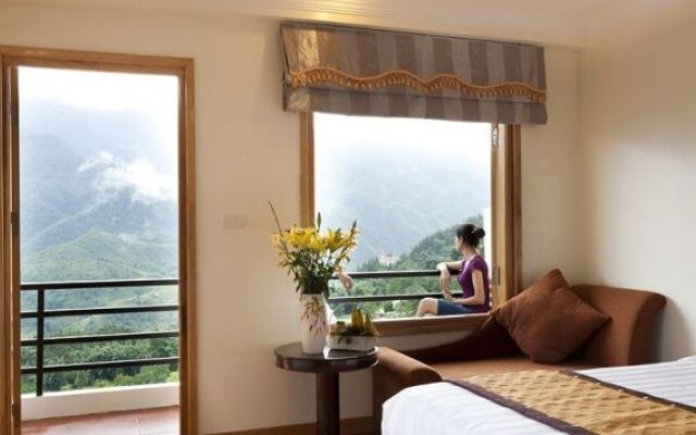Eden Mountain View Hotel