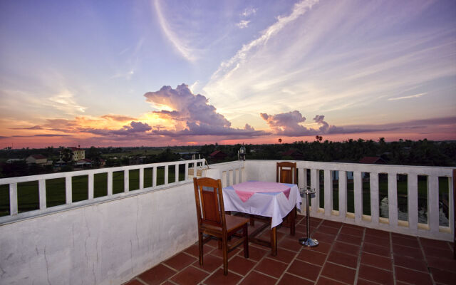 Majestic Oriental Hotel