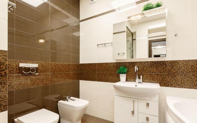 Аврора на улице Весенняя 16