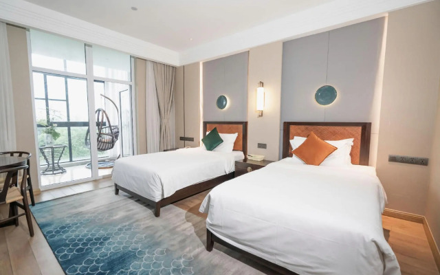 Yixing Eastluus Hotel