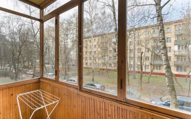 Apartment on Sedova 7-2