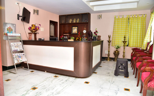 Hotel Theertha Park