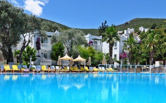 Caliente Bodrum Resort