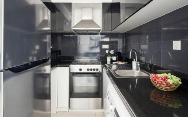 Frank Porter - Executive Bay