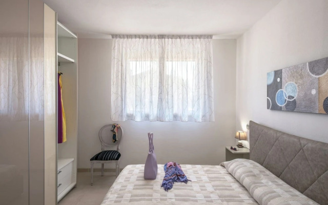 Plush Villa Apartment in Tavullia with Hot Tub