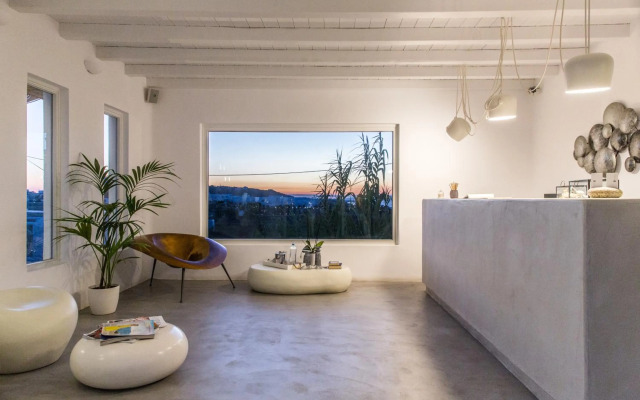 Ostraco Suites