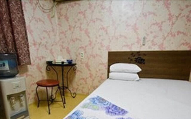 Myeongdong Daehanjang Motel