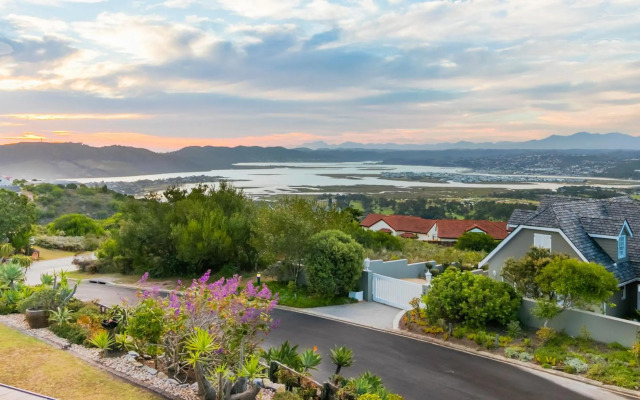 Pezula Magic Escape - Guest House - Luxury Lagoon View