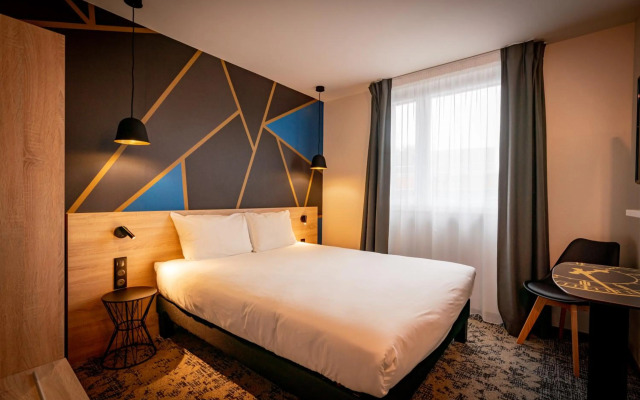 Ibis Styles Valenciennes Petite Foret