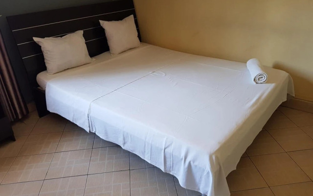 Salama Hotel