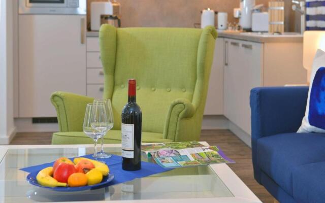 STöRTEBEKER APPARTEMENTS - "BLAUES HAUS"