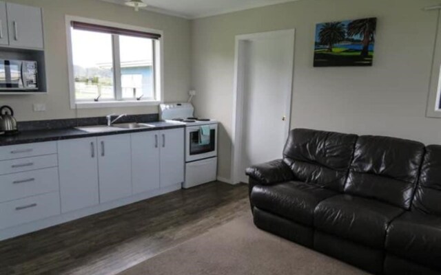 Raglan Holiday Park