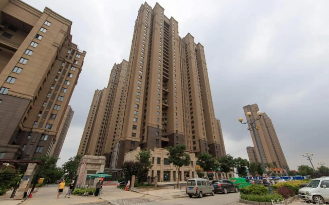 Baoding Lianchi·Baoding East Station· Locals Apartment 00163450