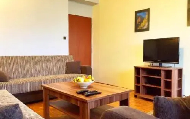 Weekend Apartments